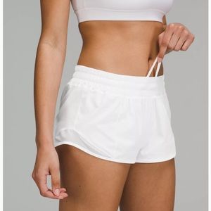 White hotty hots low rise 2.5!! Never Worn